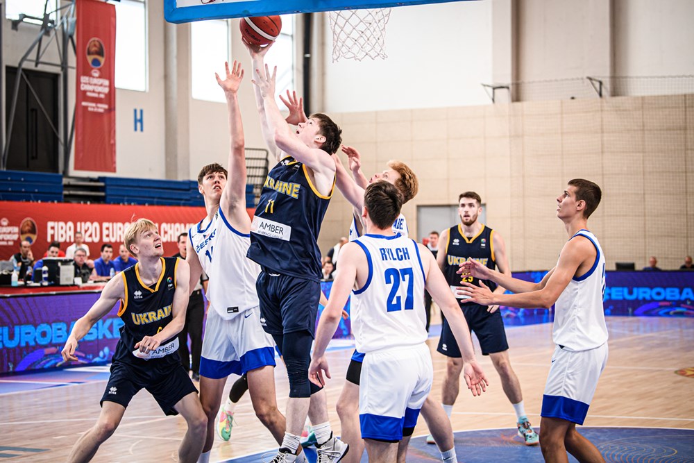 <strong>Чемпіонат Європи U-20. Чехія — Україна ОТ 98:86</strong> 2 - basket.com.ua <strong>Чемпіонат Європи U-20. Чехія — Україна ОТ 98:86</strong> 1 - basket.com.ua