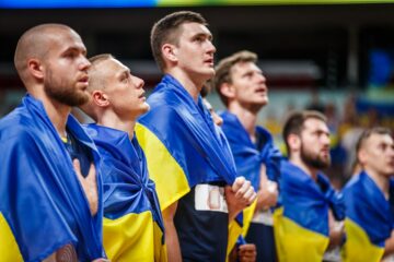 <strong>Петров та Кравцов не зіграють проти збірної Іспанії</strong> 49 - basket.com.ua