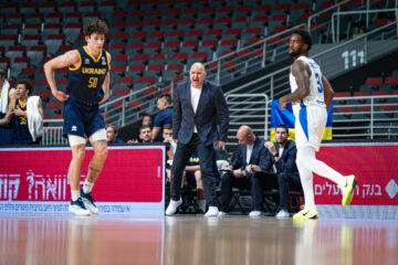 Віталій Степановський: "Після великої перерви ми не впорались з лідерами Ізраїлю в захисті один в один"" 33