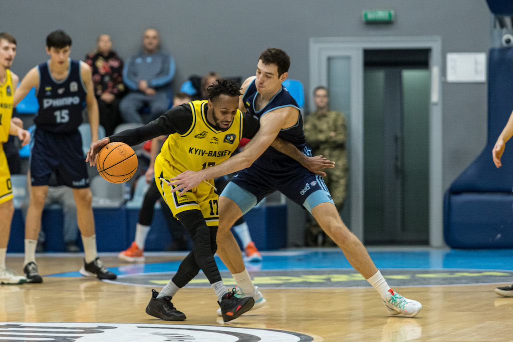 Чоловіча Суперліга: розклад трансляцій матчів 15-19 березня 2 - basket.com.ua Чоловіча Суперліга: розклад трансляцій матчів 15-19 березня 1 - basket.com.ua