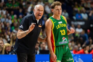 "Всі трохи нервували". Рімас Куртінайтіс прокоментував виступ Литви в матчі-відкритті Євробаскету 45