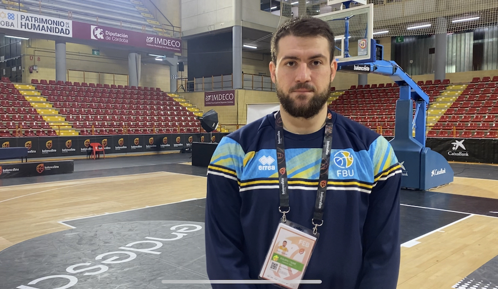 Вячеслав Петров: "В матче против Испании хочется добавить украинцам немного позитива" 2 - basket.com.ua Вячеслав Петров: "В матче против Испании хочется добавить украинцам немного позитива" 1 - basket.com.ua
