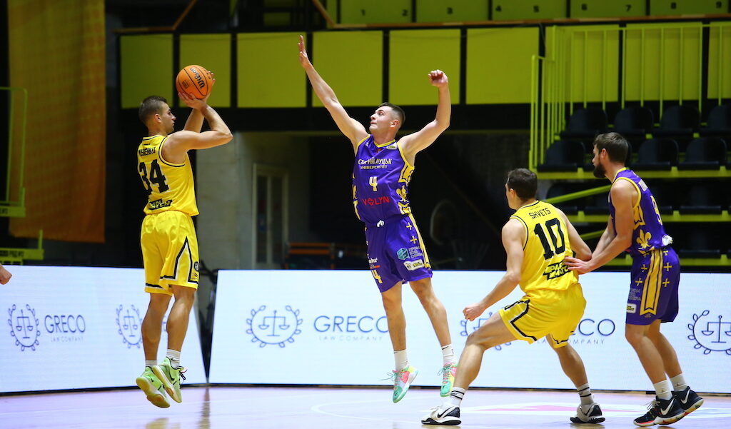 Суперліга. “Київ-Баскет” — “Старий Луцьк-Університет” 83:42 1 - basket.com.ua