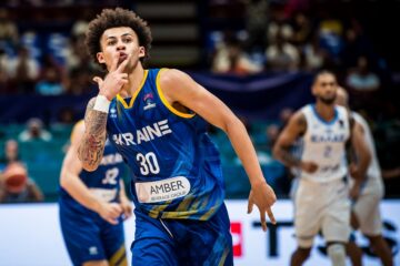 “Заходжу в ліфт, а там Янніс." Іссуф Санон — про історію з Адетокумбо, Ітудісом та збірною Греції на Євробаскеті 37 - basket.com.ua