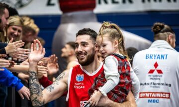 Українці за кордоном: Ткаченко, Герун, Крутоус, Павлов, Зотов, Антіпов, Яцковець, Путра 47