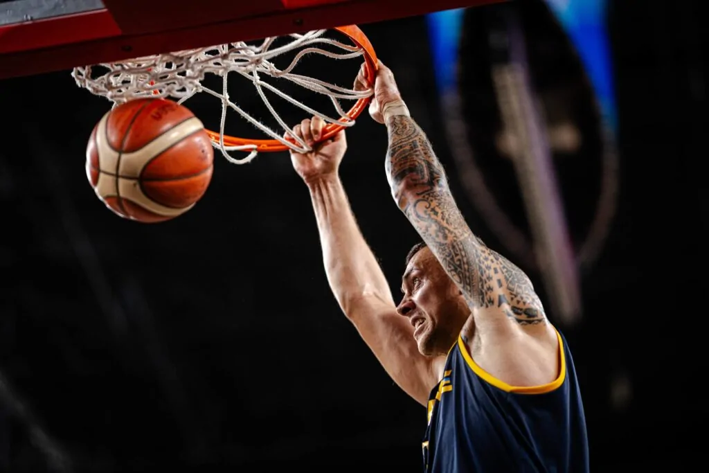 12 гравців - у складі збірної України на матчі проти Грузії та Данії 1