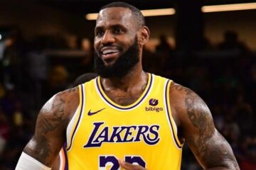 Леброн Джеймс після вибору Бронні на драфті все одно вирішив відмовитися від контракту з "Лейкерс" 31 - basket.com.ua