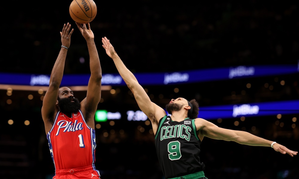 Джеймс Харден набрав 45 очок в першому матчі серії проти “Бостона”: відео 1 - basket.com.ua