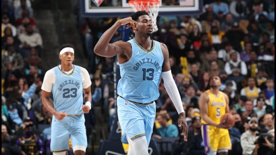 Джарен Джексон зрівнявся з легендою "Мемфіса" за матчами з 5+ блок-шотів у плей-оф 1 - basket.com.ua