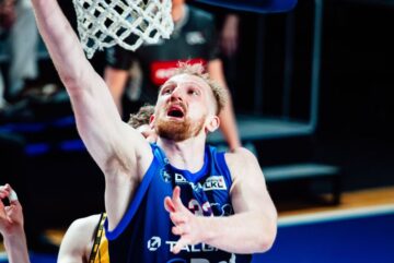 Українці за кордоном: Близнюк набрав 18 очок за 14 хвилин, Зотов 55