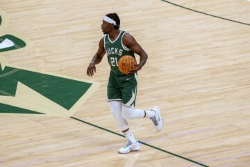 Плеймейкер "Бакс" встановив рекорд НБА, який пов'язаний з МВЗ 53 - basket.com.ua