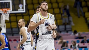 Юсуф Нуркич про скандальний момент в плей-офф Євробаскету: "Я не можу це коментувати, що ви зробите?" 23