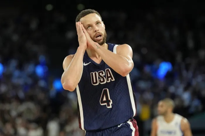"Голден Стейт" визначився з планами на 36-річного Стефена Каррі 2 - basket.com.ua "Голден Стейт" визначився з планами на 36-річного Стефена Каррі 1 - basket.com.ua