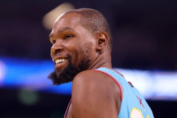 Кевін Дюрант отримає контракт зі зниженням зарплати після переходу в новий клуб НБА 33