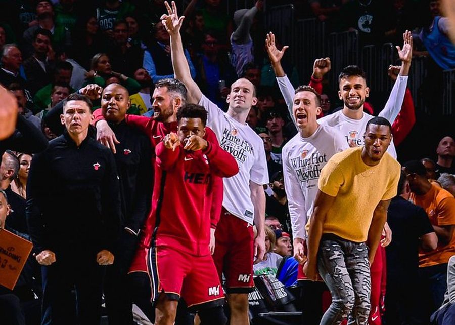 Гравці "Маямі" повторили досягнення 38-річної давнини 2 - basket.com.ua Гравці "Маямі" повторили досягнення 38-річної давнини 1 - basket.com.ua