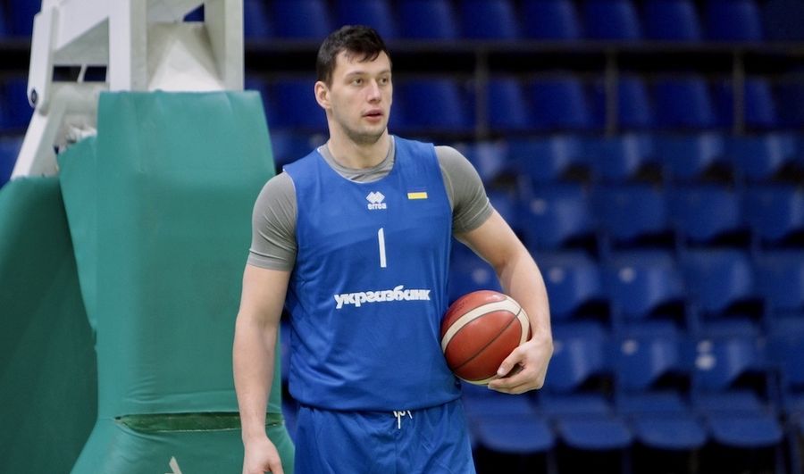 Українці за кордоном: Коренюк зібрав 22 підбирання, Масленніков, Марковецький 1