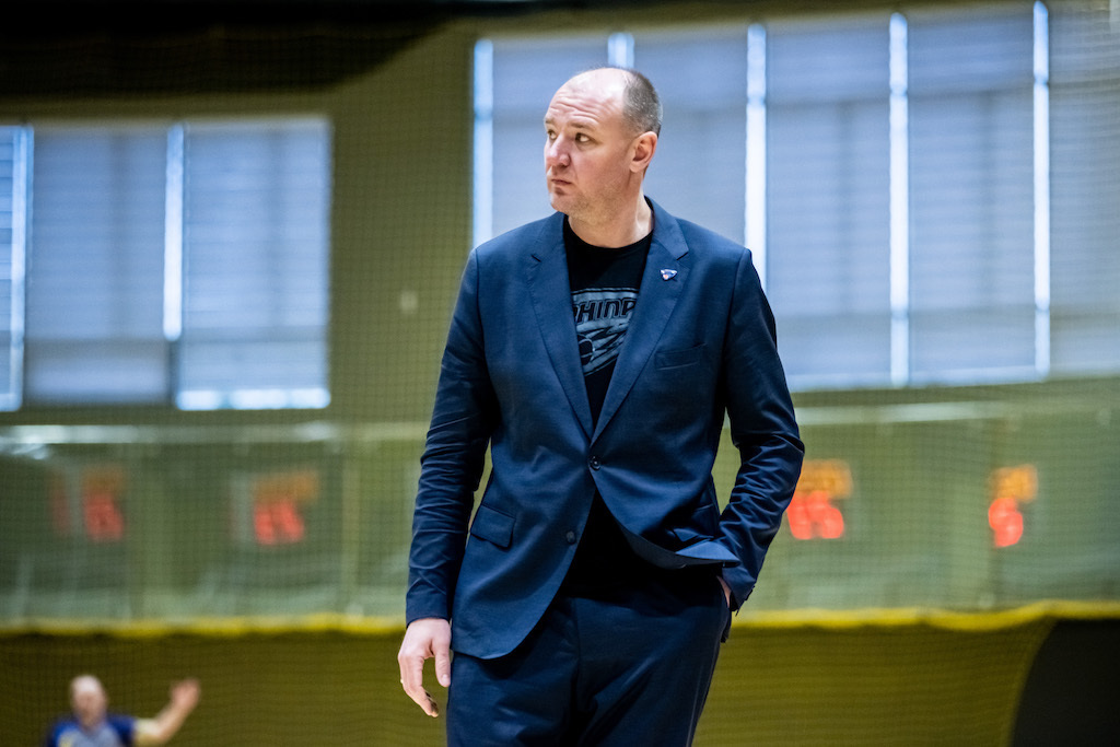 Володимир Коваль: "Готуємось до першого матчу сезону, розбираємо "Будівельник" 1 - basket.com.ua