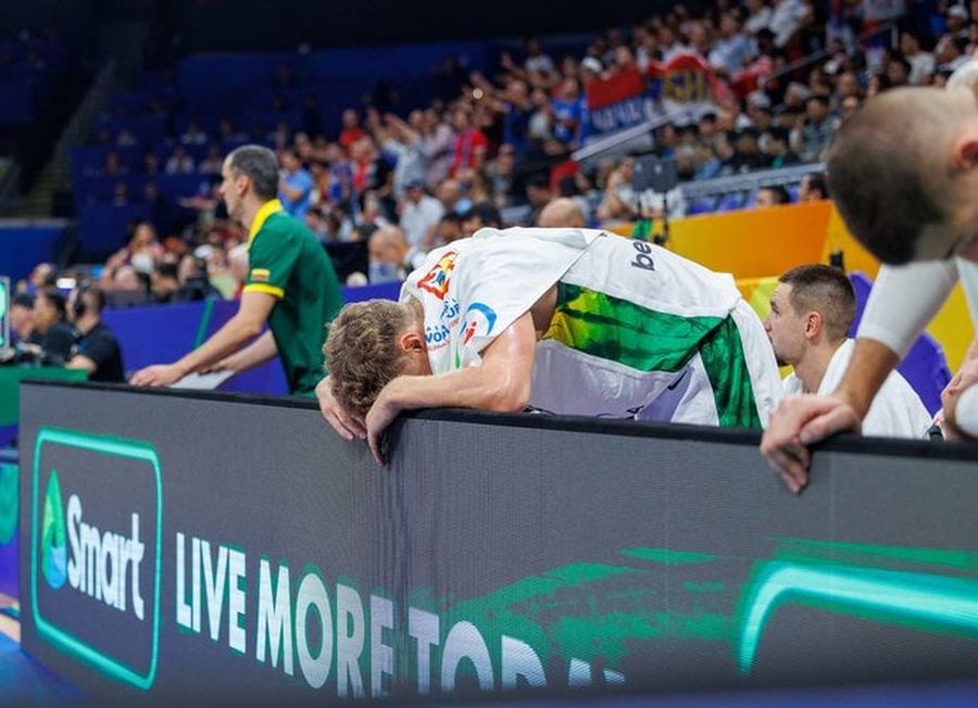 Гравці збірної Литви прокоментували провальний матч проти Сербії 2 - basket.com.ua Гравці збірної Литви прокоментували провальний матч проти Сербії 1 - basket.com.ua