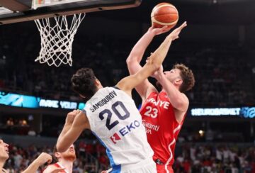 Шенгюн та Осман дали оцінку грі Туреччини проти Греції в 1/2 фіналу ЧЄ-2025 49