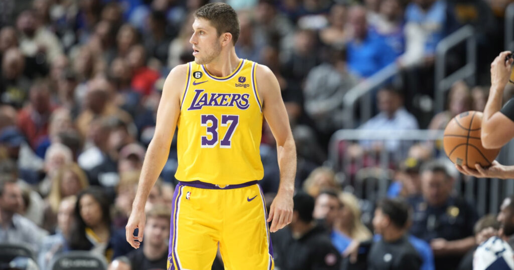 “Лейкерс” відрахували форварда 2 - basket.com.ua “Лейкерс” відрахували форварда 1 - basket.com.ua