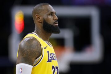 Леброн Джеймс назвав дату повернення в гру після переведення в фарм-команду "Лейкерс" 15