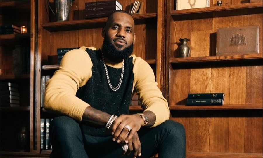 Леброн Джеймс пожалівся, що в "Лейкерс" немає снайперів 2 - basket.com.ua Леброн Джеймс пожалівся, що в "Лейкерс" немає снайперів 1 - basket.com.ua