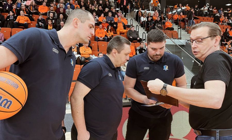 Валерій Плеханов: "Деякі гравці не знайшли мотивацію на гру" 2 - basket.com.ua Валерій Плеханов: "Деякі гравці не знайшли мотивацію на гру" 1 - basket.com.ua