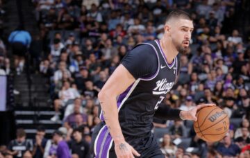 Олексій Лень зіграв 14 хвилин за "Сакраменто" проти "Голден Стейт" 39 - basket.com.ua