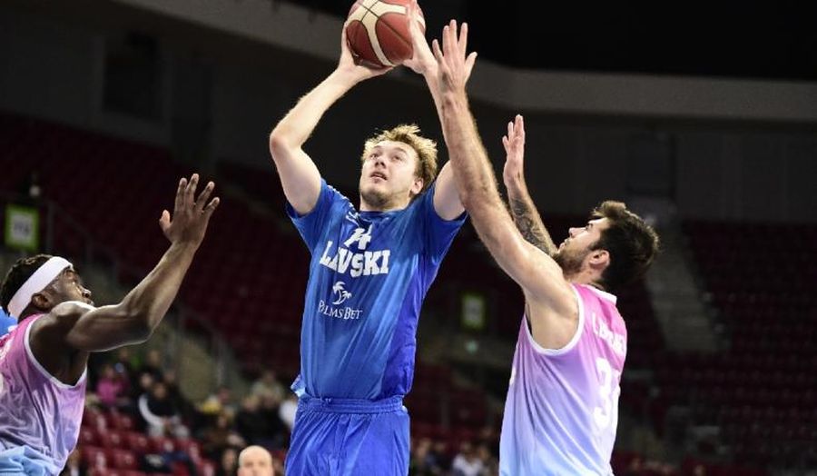 Українці за кордоном: Павлов вийшов у фінал Кубка Болгарії, Балабан, Шевченко, Шиманський, Токовенко 1