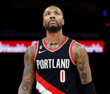 Деміан Ліллард вирішив повернутися в "Портленд", підписавши довготривалий контракт 41