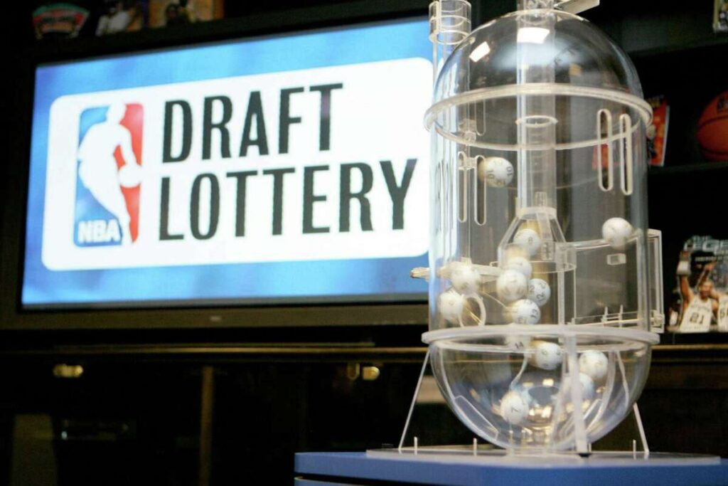 Визначився переможець лотереії драфту НБА-2023 2 - basket.com.ua Визначився переможець лотереії драфту НБА-2023 1 - basket.com.ua