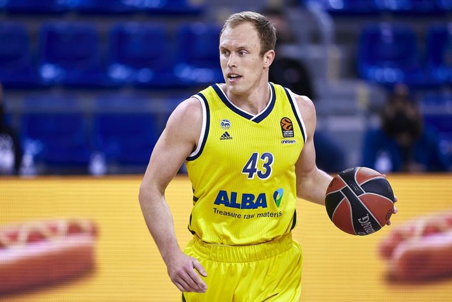 "Олімпіакос" замінить Везенкова лідером "Альби" 1 - basket.com.ua