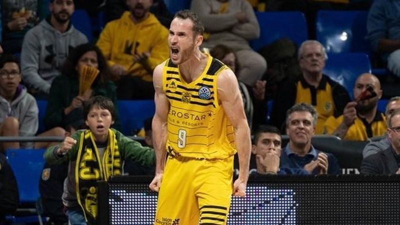 39-річний Марселіньйо Уертас набрав 43 очки в матчі чемпіонату Іспанії 2 - basket.com.ua 39-річний Марселіньйо Уертас набрав 43 очки в матчі чемпіонату Іспанії 1 - basket.com.ua