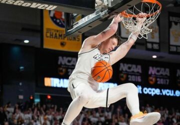 Українці за кордоном: Шульга, Марковецький, Константиновський, Дзюба 39