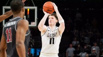 Українці за кордоном: Санон, Бобров, Сидоров, Зотов, Антіпов, Мішула, Шульга, Сергєєв, Мироненко 23