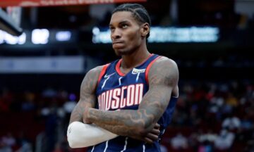 "Х'юстон" прийняв рішення по скандальному гравцю, який наніс жорсткі побої своїй дівчині 49 - basket.com.ua