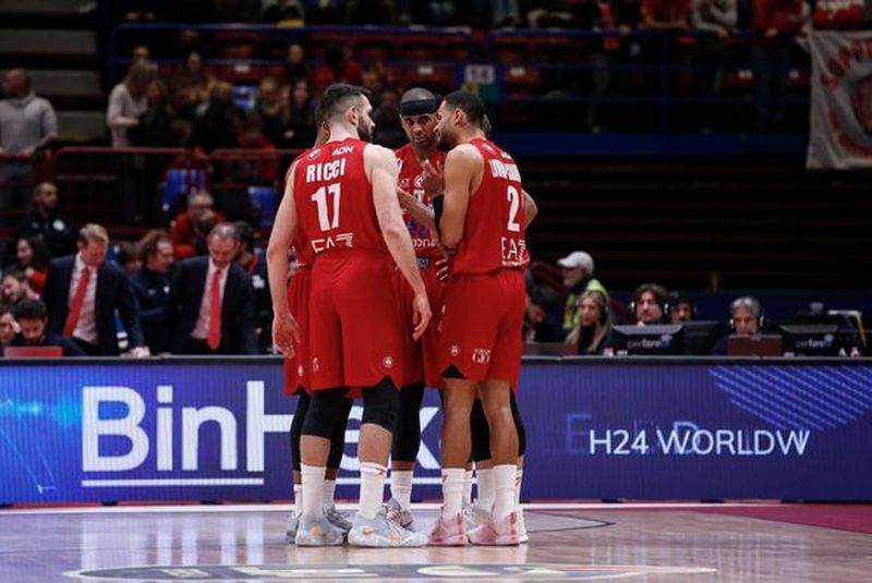 Чемпіонат Італії: "Мілан" і "Віртус" здобули перемоги 2 - basket.com.ua Чемпіонат Італії: "Мілан" і "Віртус" здобули перемоги 1 - basket.com.ua