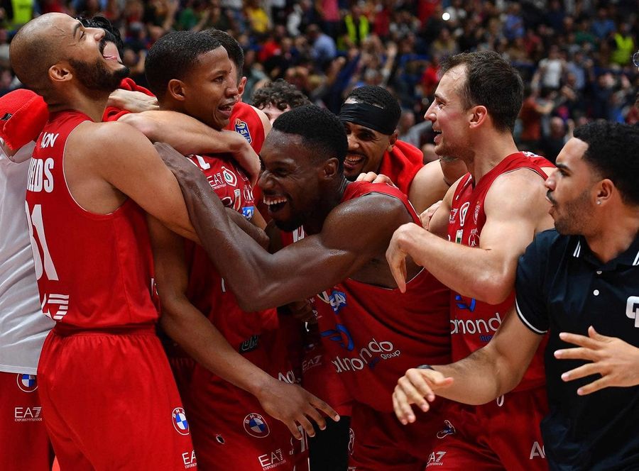 Чемпіонат Італії: результати матчів 16 жовтня 2 - basket.com.ua Чемпіонат Італії: результати матчів 16 жовтня 1 - basket.com.ua