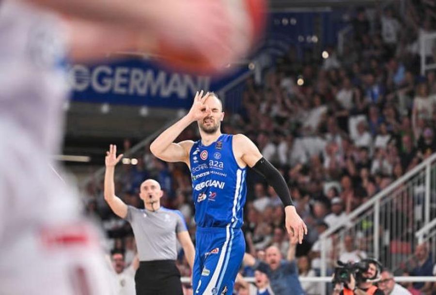 Колишній лідер "Прометея" продовжив контракт з клубом Єврокубку 1 - basket.com.ua