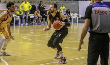 Українці за кордоном: Мішула, Анікієнко, Шульга 55