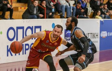 Українці за кордоном: Кондраков, Бобров, Мішула, Анікієнко, Фролов 35