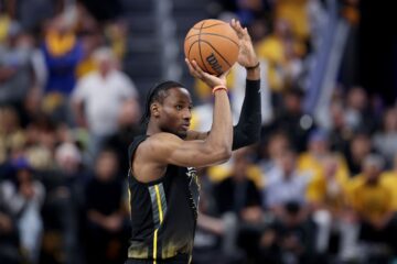 "Голден Стейт" запропонував ключовому гравцю скромну зарплату. Він хотів в 4 рази більше і розніс клуб 43