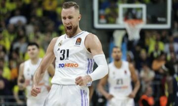 "Що б тренер не вимагав від мене, я робитиму це": Джанан Муса - про свою задачу в "Реалі" 33