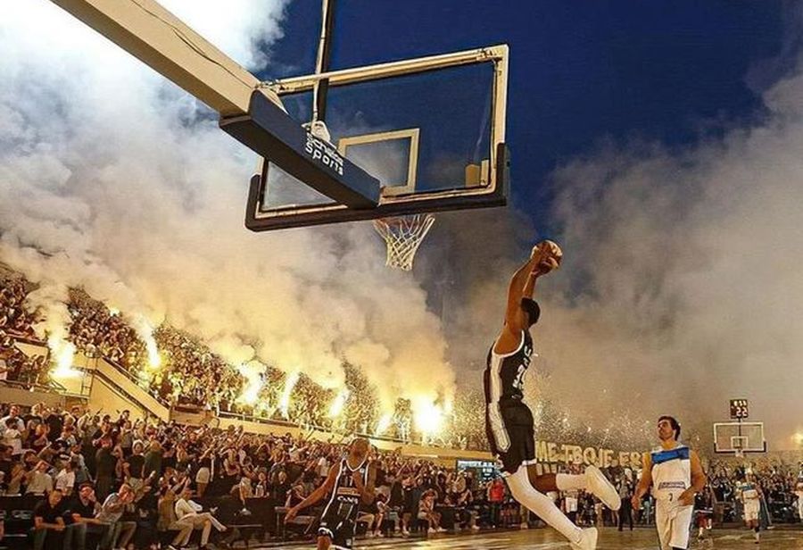 Клуб Євроліги планує запросити "Голден Стейт" на товариський матч 2 - basket.com.ua Клуб Євроліги планує запросити "Голден Стейт" на товариський матч 1 - basket.com.ua