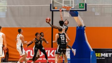 Українці за кордоном: Павлов і Ковляр стартували у Кубку ФІБА з перемог 33 - basket.com.ua