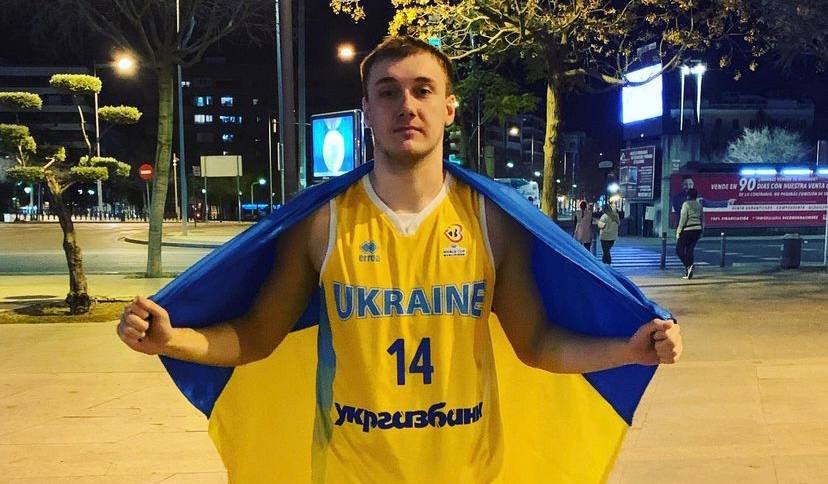 Сергій Павлов: «Мене не треба звільнювати! Путін, йди н**уй з нашої землі!» 1 - basket.com.ua