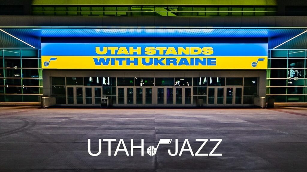 «Юта Джаз» сплатила понад 32 тисячі ночей для українських біженців на сервісі оренди житла 1 - basket.com.ua