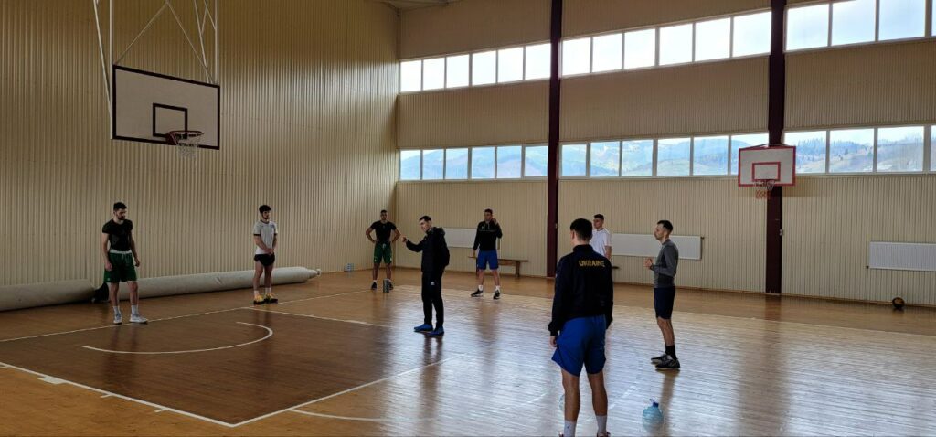 Тимур Арабаджи: Фон на тренуваннях збірної досить хороший 8 - basket.com.ua Тимур Арабаджи: Фон на тренуваннях збірної досить хороший 7 - basket.com.ua