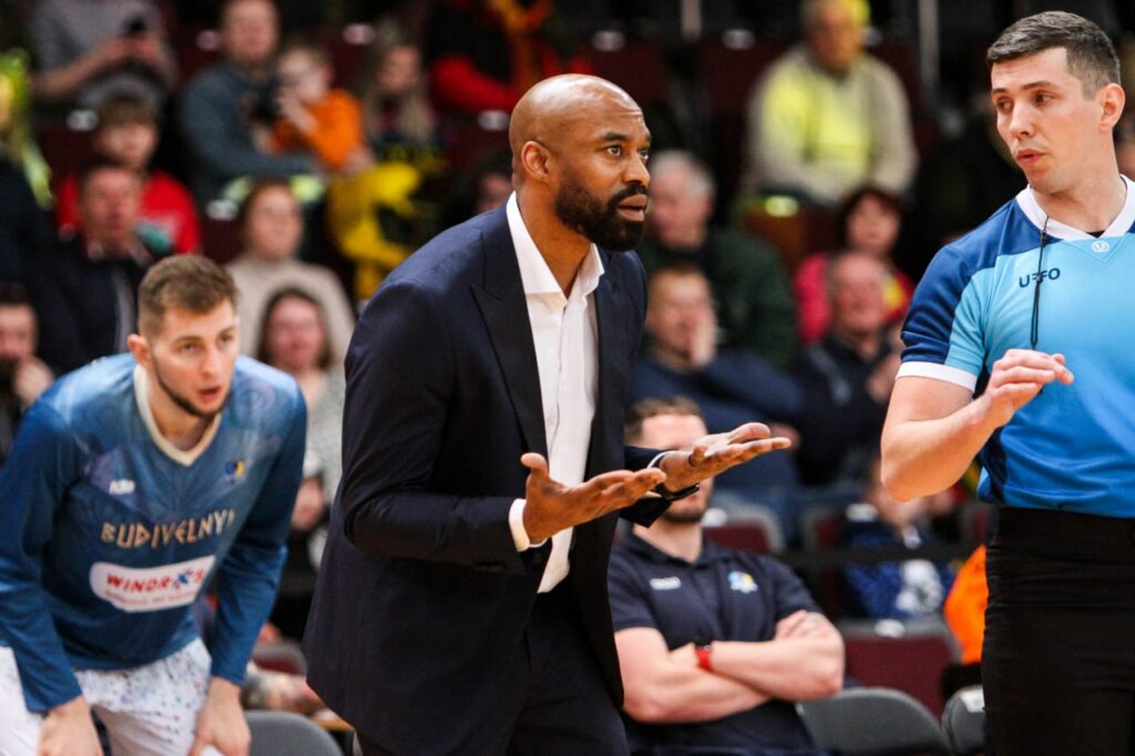 Янік Маррі: "Зараз команда дуже впевнена у собі" 2 - basket.com.ua Янік Маррі: "Зараз команда дуже впевнена у собі" 1 - basket.com.ua