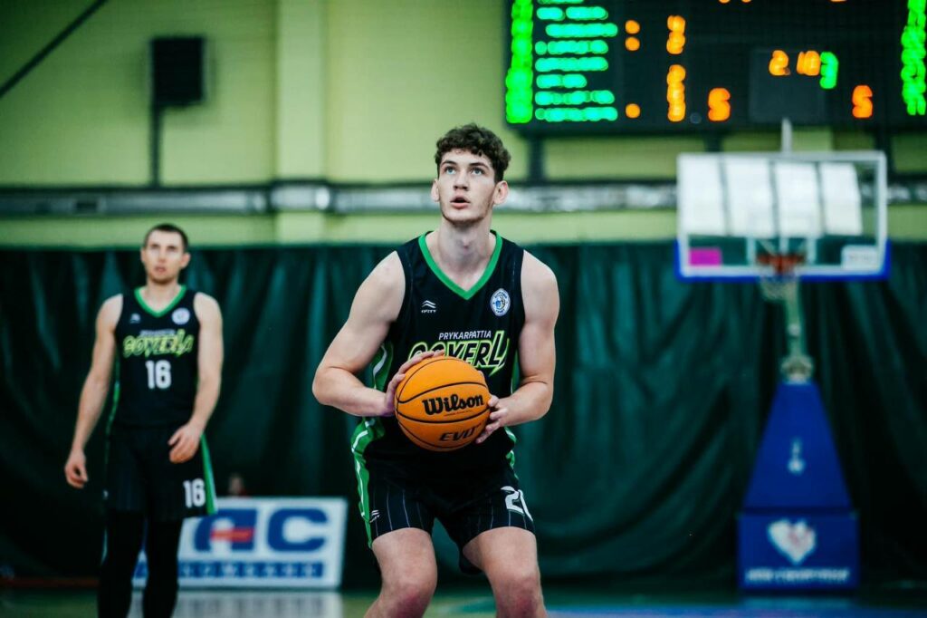 Суперліга. "БІПА" — "Прикарпаття-Говерла" 61:66 1